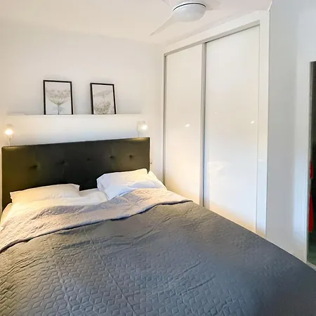 Apartment 103-penthouse In Marbella